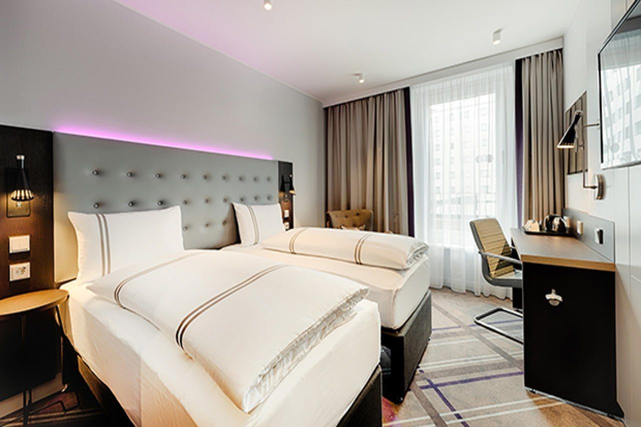Premier Inn Hamburg City Klostertor المظهر الخارجي الصورة