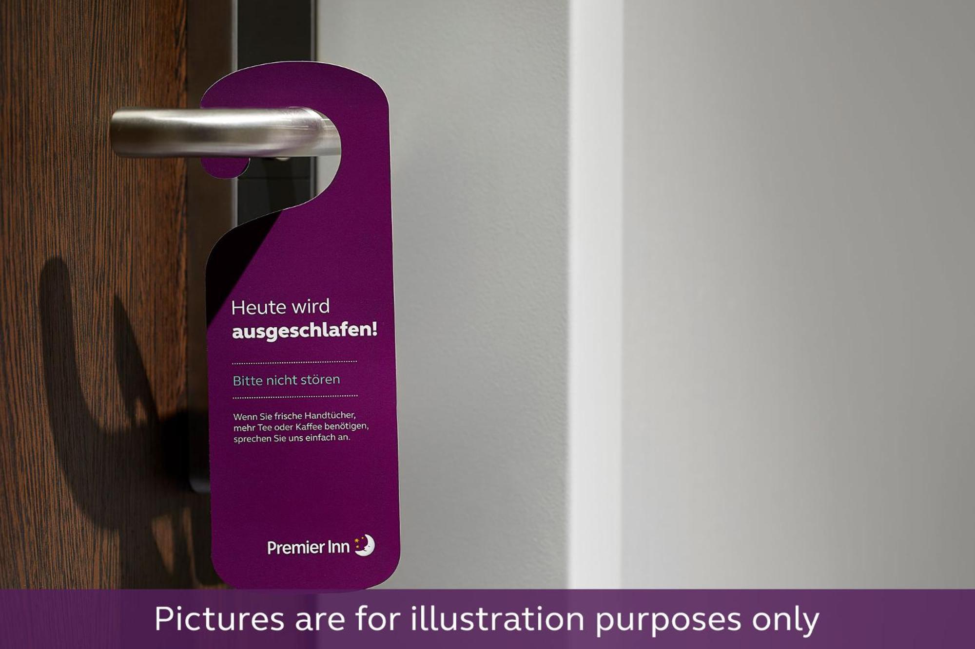 Premier Inn Hamburg City Klostertor المظهر الخارجي الصورة